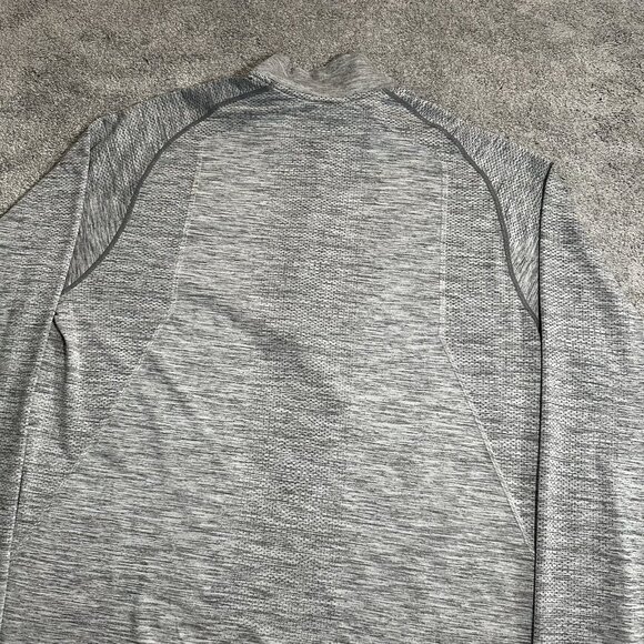 Lululemon Vent Tech 1/2 Zip Mens Large Pullover Grey  Long Sleeve Performance - Picture 7 of 11